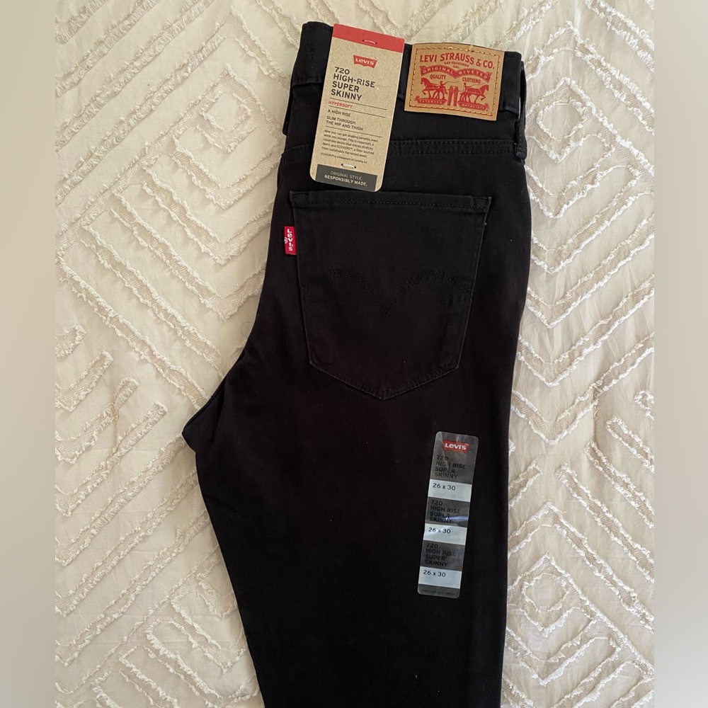NWT Super Skinny Levi’s